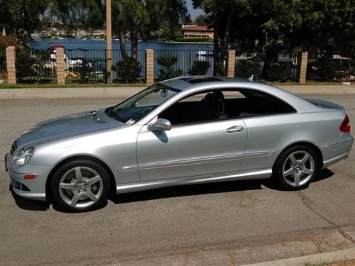 Mercedes-Benz CLK Class 2007 photo 2