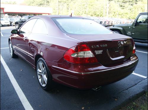 Mercedes-Benz CLK Class 2007 photo 1