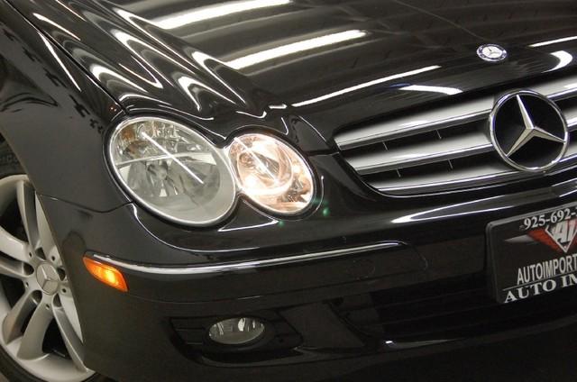 Mercedes-Benz CLK Class 2007 photo 2