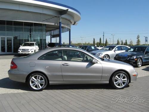 Mercedes-Benz CLK Class 2007 photo 1