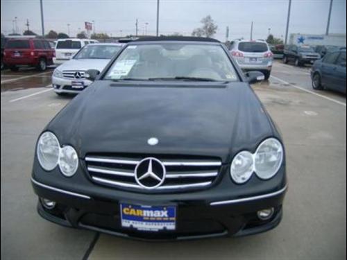 Mercedes-Benz CLK Class 2007 photo 1