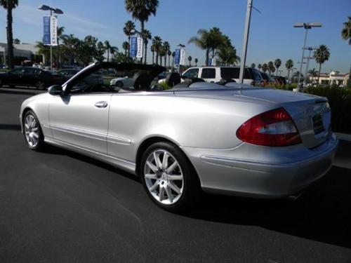 Mercedes-Benz CLK Class 2007 photo 2