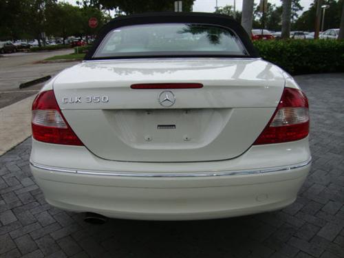 Mercedes-Benz CLK Class 2007 photo 1