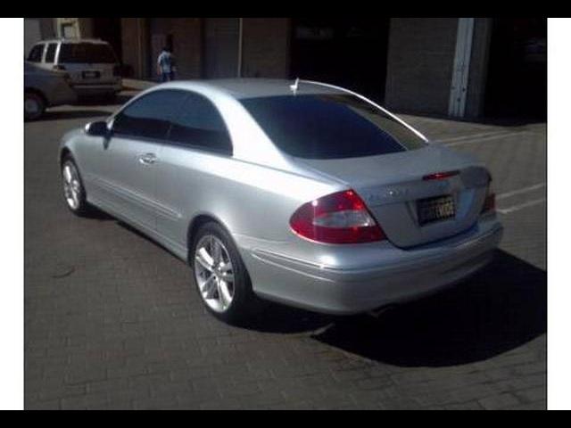 Mercedes-Benz CLK Class 2007 photo 1