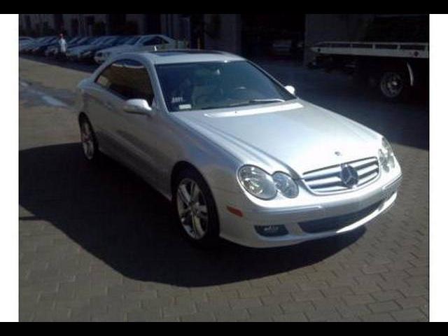 Mercedes-Benz CLK Class 2007 photo 4