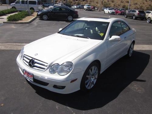 Mercedes-Benz CLK Class 2007 photo 2