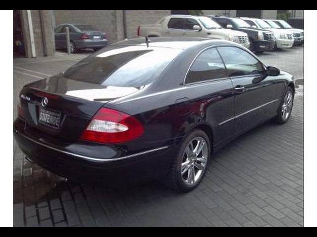 Mercedes-Benz CLK Class 2007 photo 1