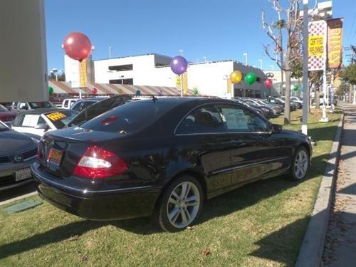 Mercedes-Benz CLK Class 2008 photo 3