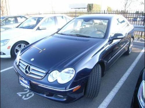 Mercedes-Benz CLK Class 2008 photo 2