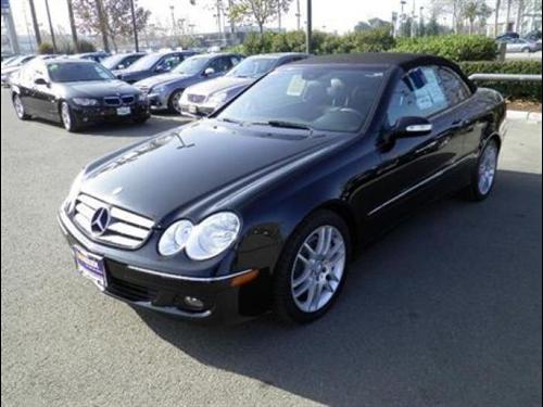 Mercedes-Benz CLK Class 2008 photo 2