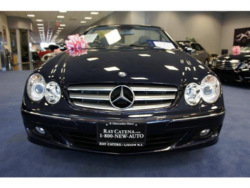 Mercedes-Benz CLK Class 2008 photo 1