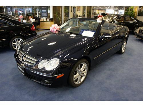 Mercedes-Benz CLK Class 2008 photo 2