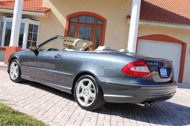 Mercedes-Benz CLK Class 2008 photo 2