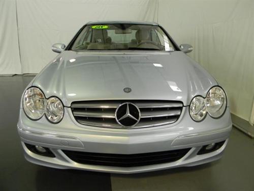 Mercedes-Benz CLK Class 2008 photo 1