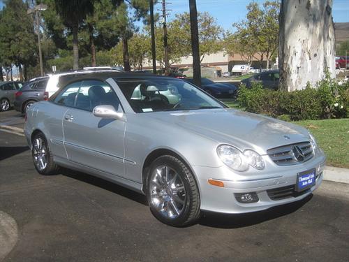 Mercedes-Benz CLK Class 2008 photo 2