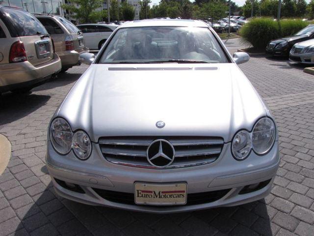 Mercedes-Benz CLK Class 2008 photo 1