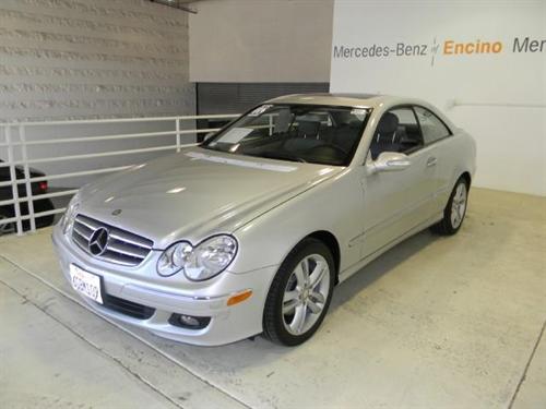 Mercedes-Benz CLK Class 2008 photo 2