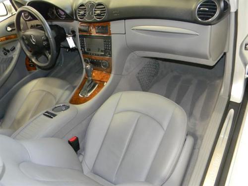 Mercedes-Benz CLK Class 2008 photo 5