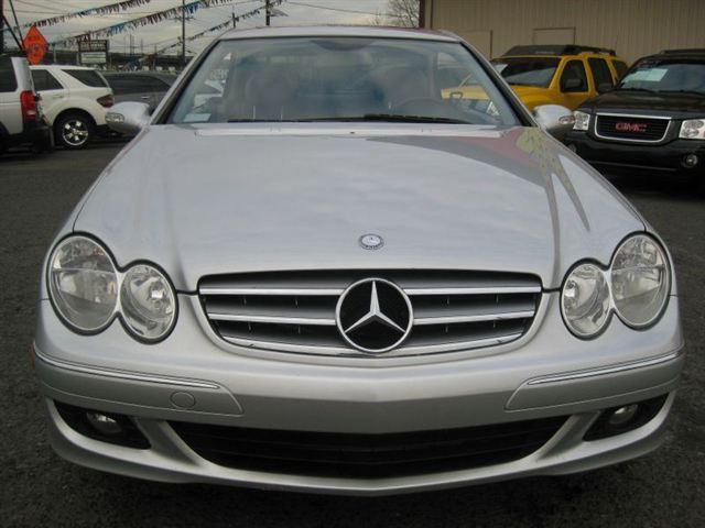 Mercedes-Benz CLK Class 2008 photo 5