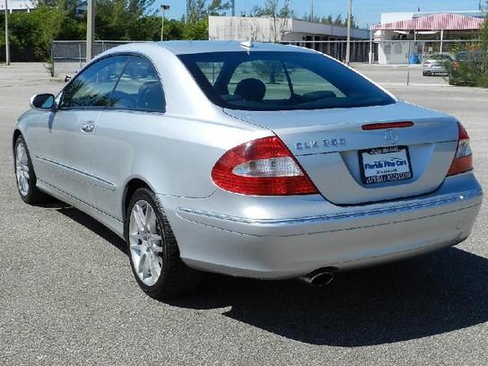 Mercedes-Benz CLK Class 2008 photo 1