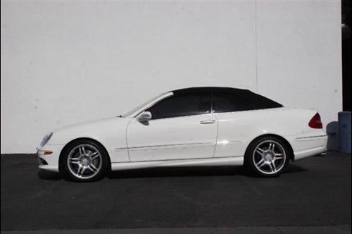 Mercedes-Benz CLK Class 2008 photo 1