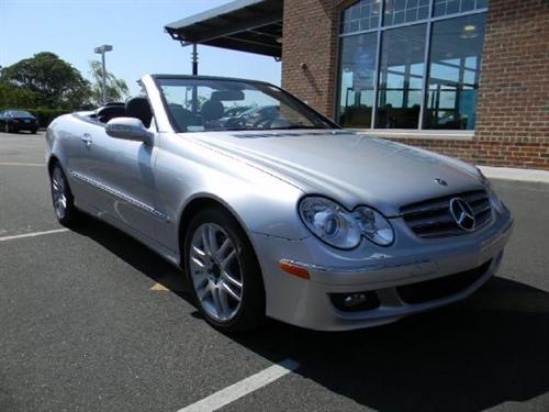 Mercedes-Benz CLK Class 2008 photo 5