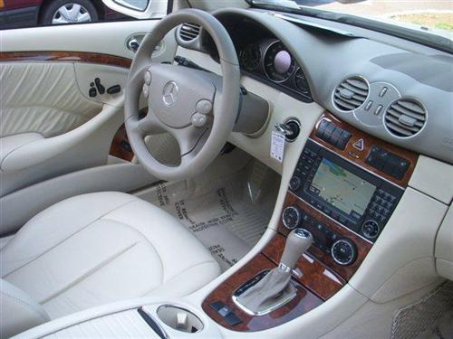 Mercedes-Benz CLK Class 2008 photo 5