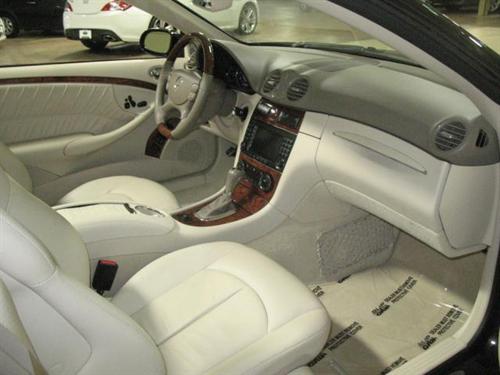 Mercedes-Benz CLK Class 2008 photo 1