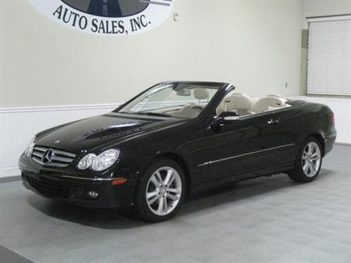 Mercedes-Benz CLK Class 2008 photo 2