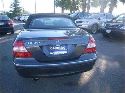 Mercedes-Benz CLK Class 2008 photo 5