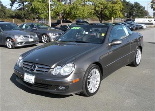 Mercedes-Benz CLK Class 2008 photo 3