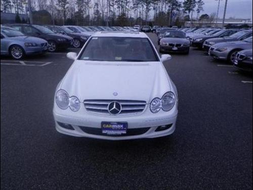 Mercedes-Benz CLK Class 2008 photo 1