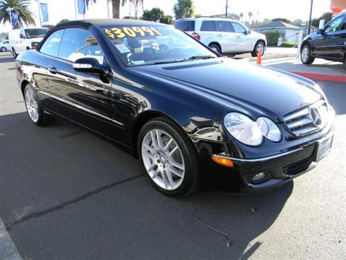 Mercedes-Benz CLK Class 2008 photo 1