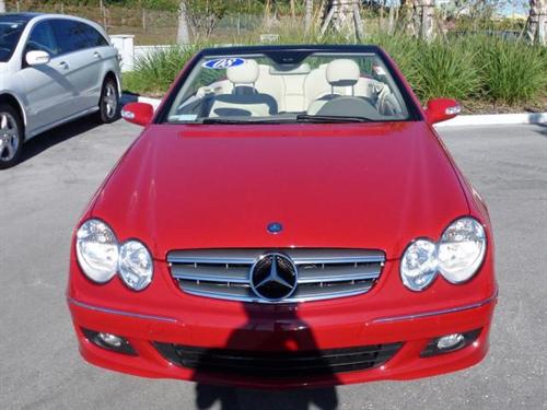 Mercedes-Benz CLK Class 2008 photo 1