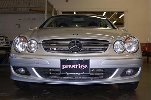 Mercedes-Benz CLK Class 2008 photo 1