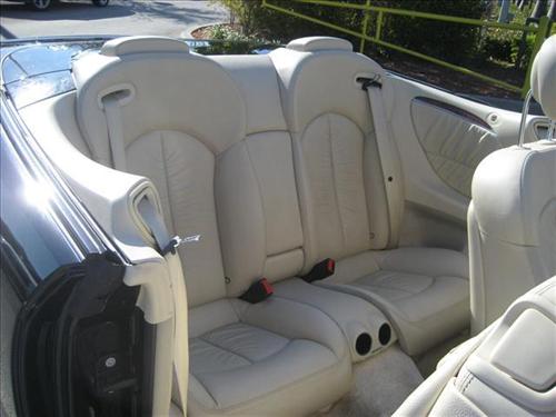 Mercedes-Benz CLK Class 2008 photo 5