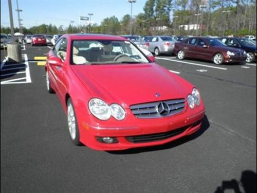 Mercedes-Benz CLK Class 2008 photo 1