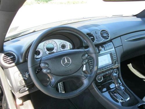 Mercedes-Benz CLK Class 2008 photo 4