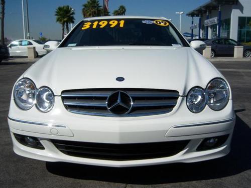 Mercedes-Benz CLK Class 2009 photo 1