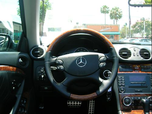 Mercedes-Benz CLK Class 2009 photo 2