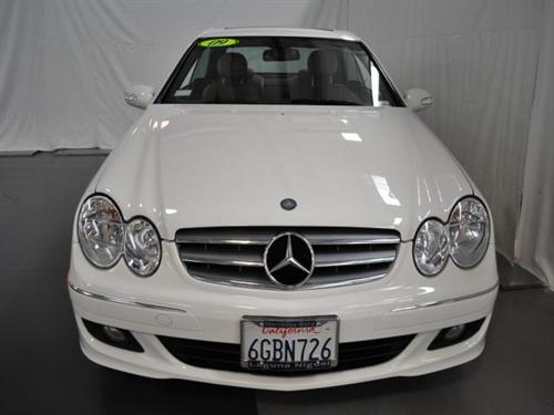 Mercedes-Benz CLK Class 2009 photo 1