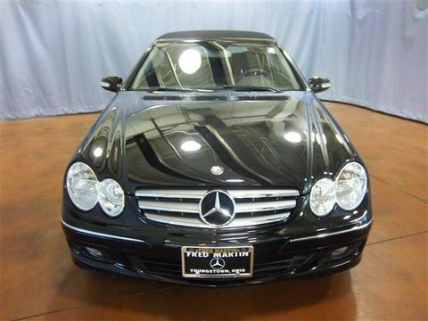 Mercedes-Benz CLK Class 2009 photo 1