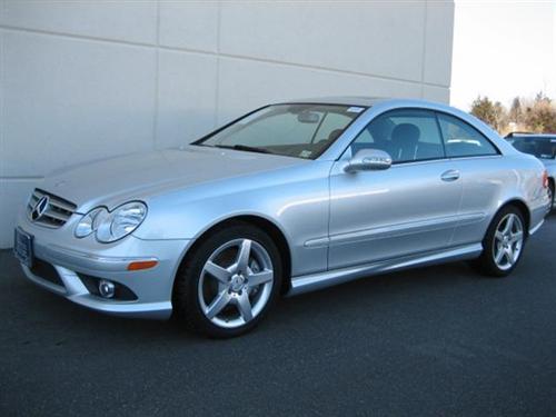 Mercedes-Benz CLK Class 2009 photo 1