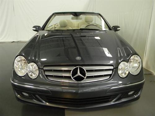 Mercedes-Benz CLK Class 2009 photo 1