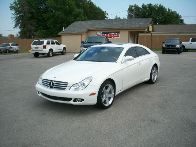 Mercedes-Benz CLS-Class 2006 photo 2