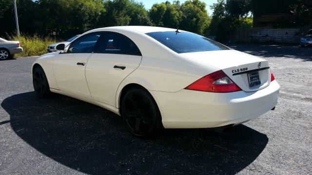 Mercedes-Benz CLS-Class 2006 photo 2