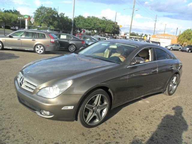 Mercedes-Benz CLS-Class 2006 photo 1