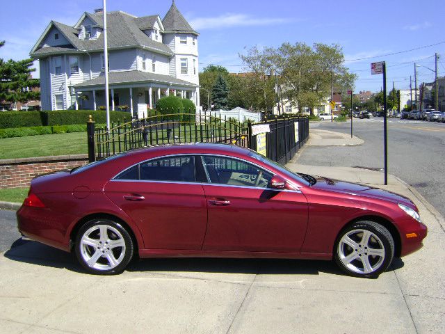 Mercedes-Benz CLS-Class 2006 photo 2