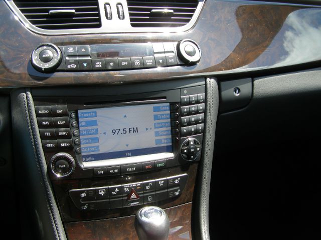 Mercedes-Benz CLS-Class 2007 photo 11