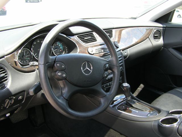 Mercedes-Benz CLS-Class 2007 photo 18